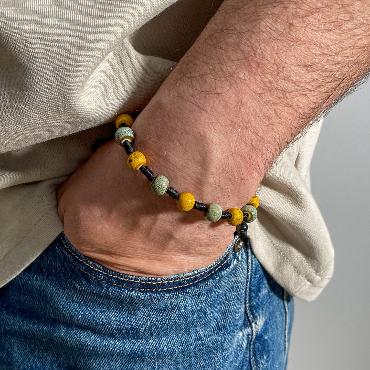 brățară ceramică galben albastru reglabilă handmade pe șnur negru