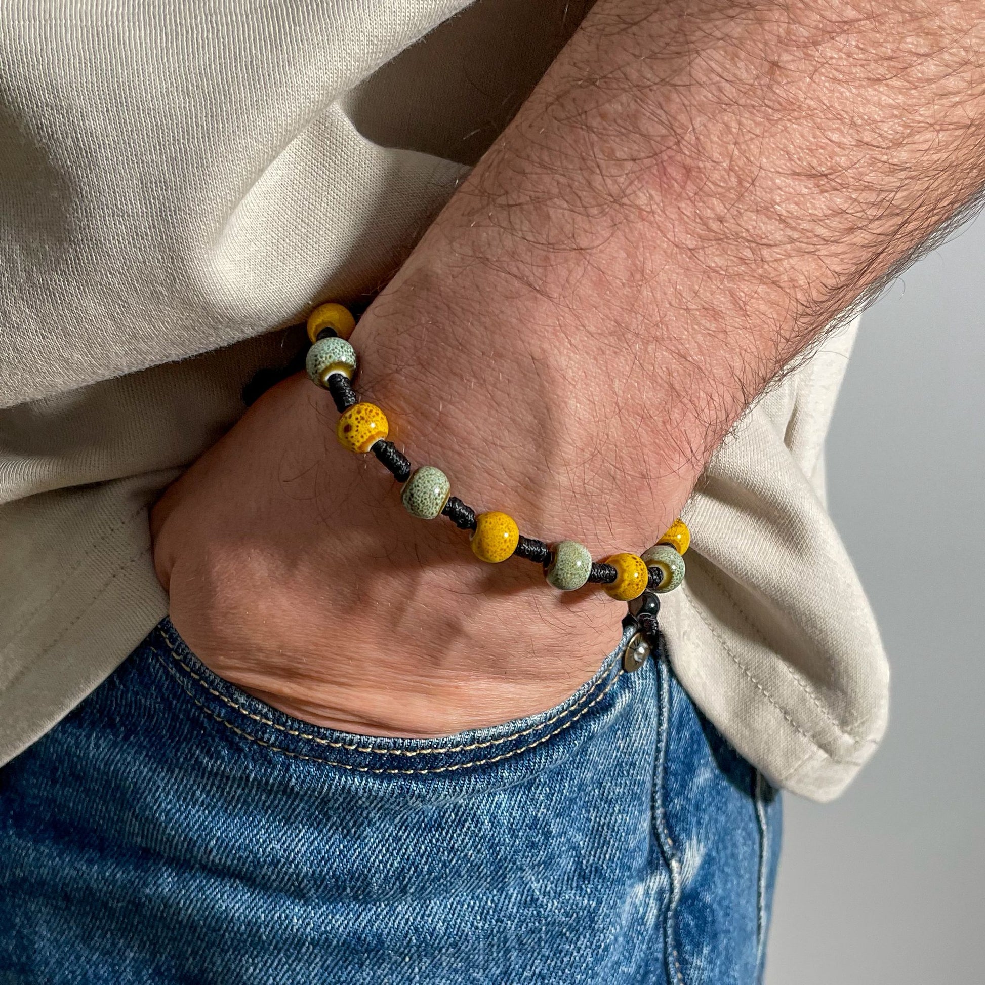 brățară ceramică galben albastru reglabilă handmade pe șnur negru