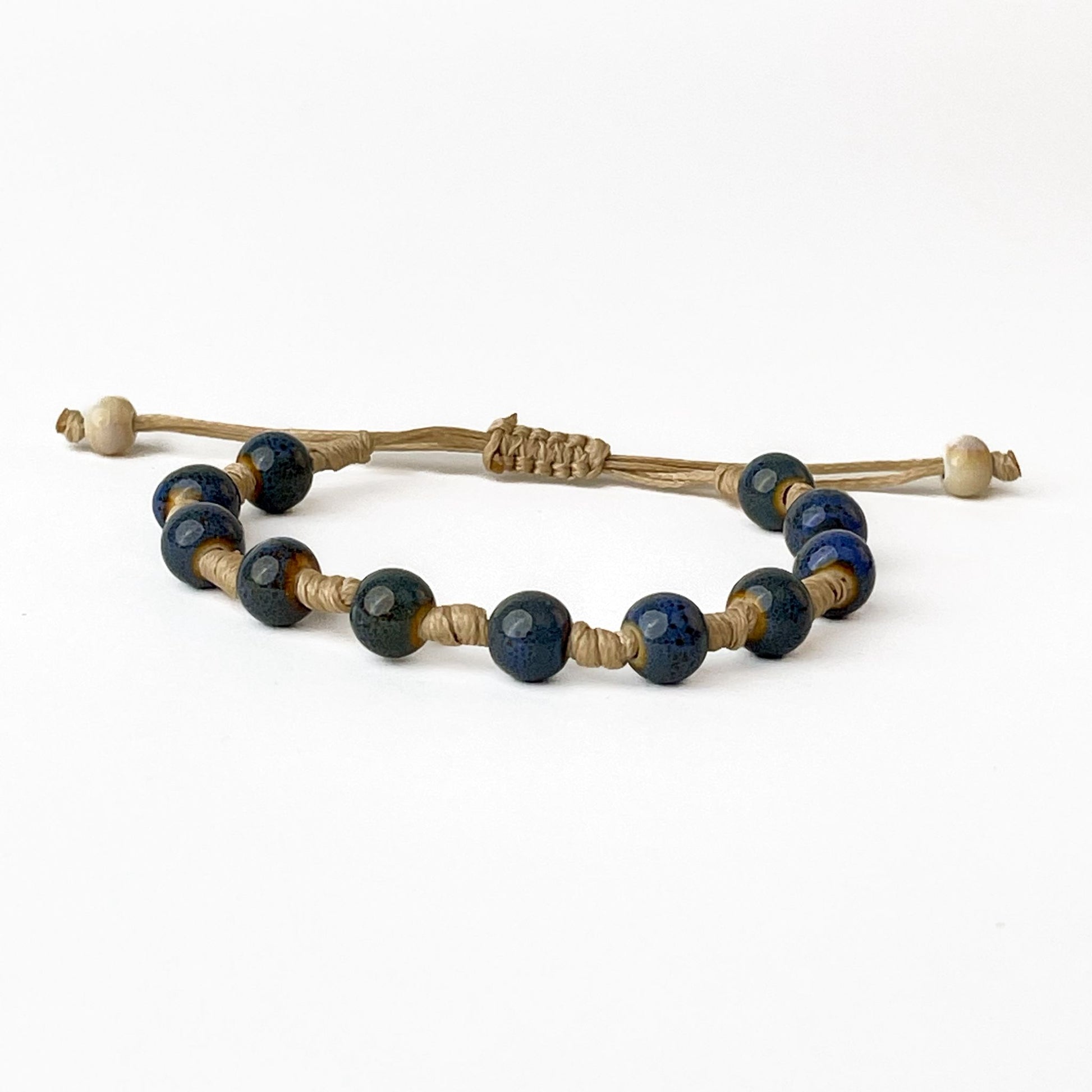 brățară ceramică navy pentru femei cu șnur bej reglabil