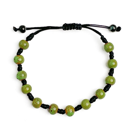 brățară ceramică verde reglabilă handmade pe șnur negru