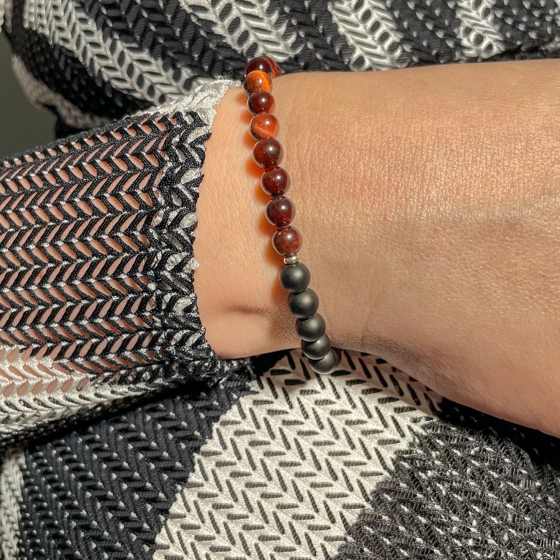 Brățară Red Tiger Eye și Onix mat cu bile din argint 925, 6 mm, unisex